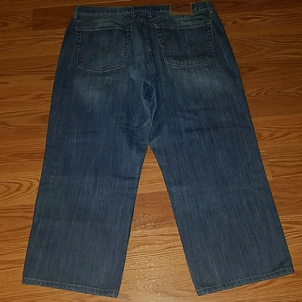 Lucky  Brand relaxed straight jeans Sz 38